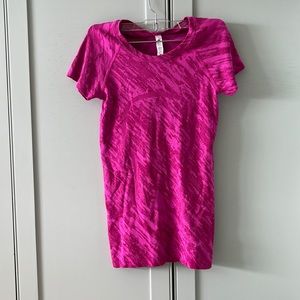 Pink tie dye lululemon swiftly tech